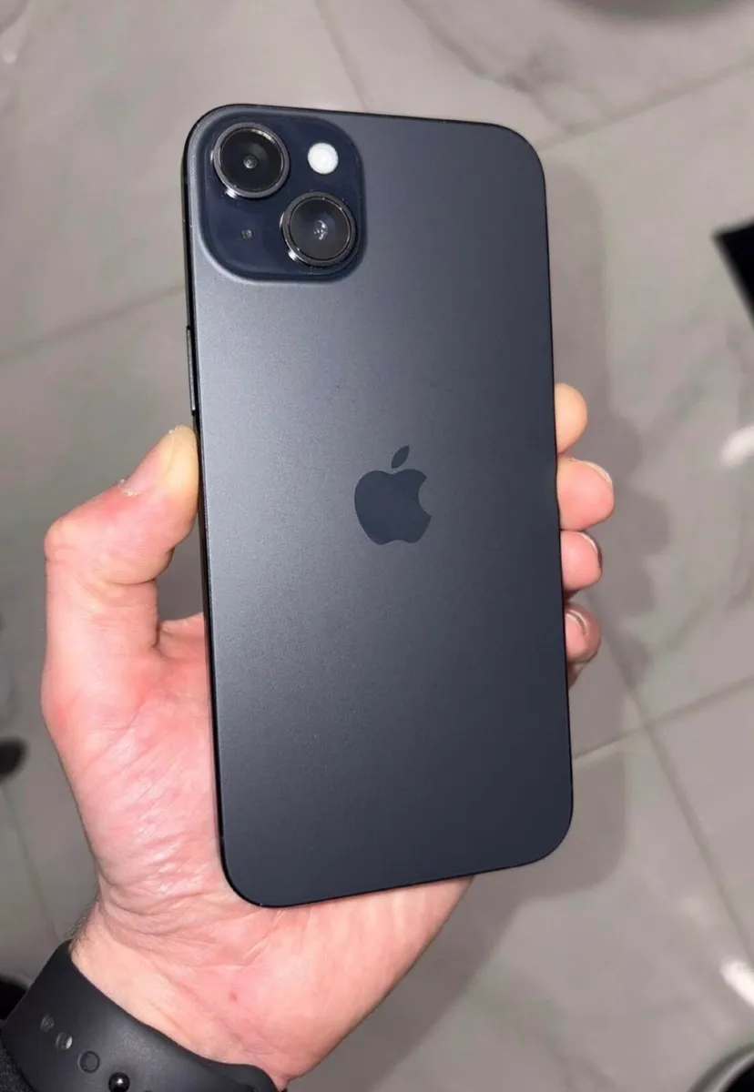 iPhone 15 plus - Image 1