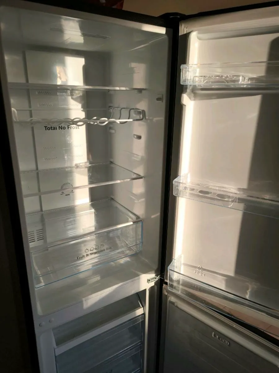 Fridge freezer - Image 3