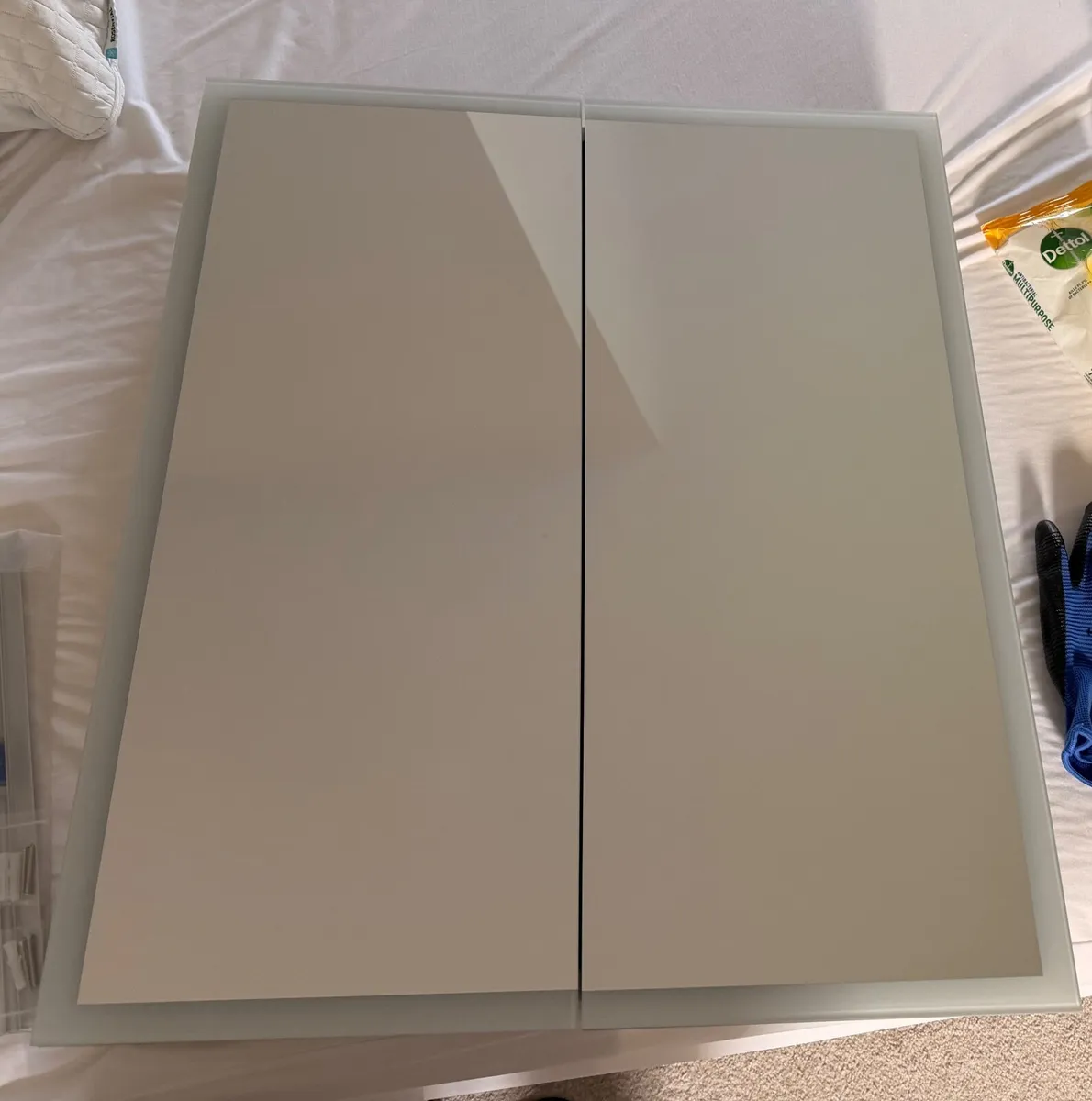 Bathroom cabinets - Image 1