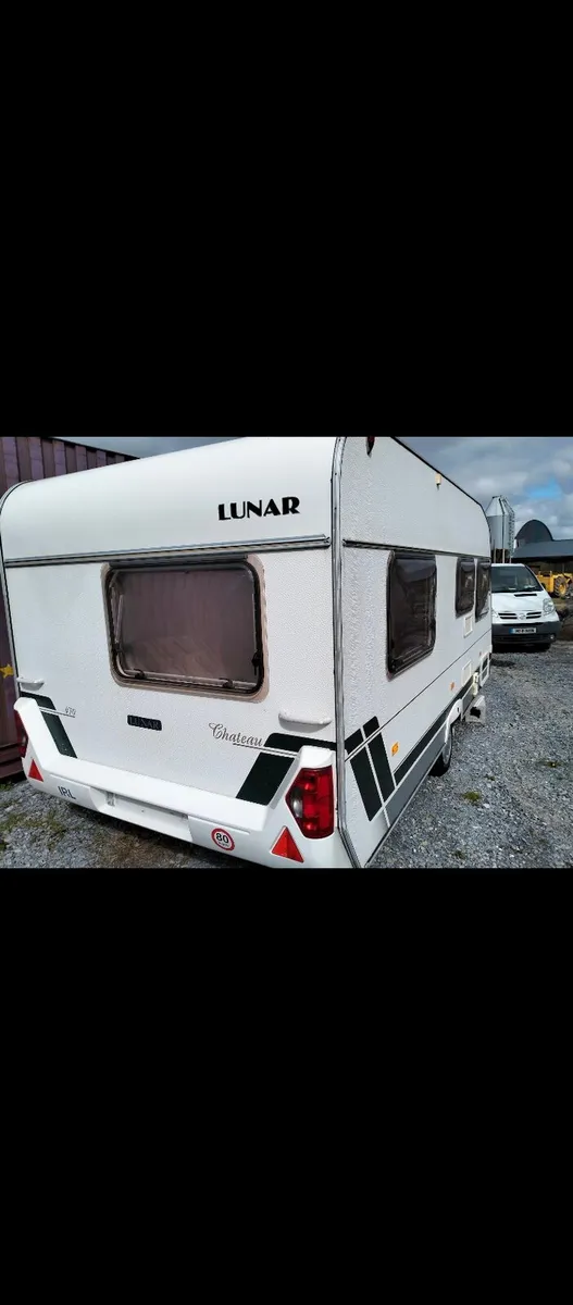 Lunar chateau 470 caravan - Image 3