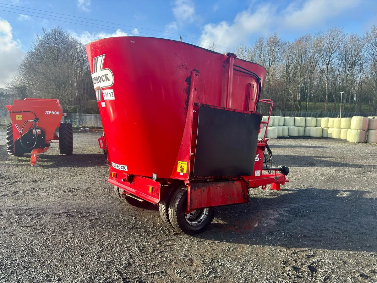 Redrock VM12 single auger diet feeder - Image 3