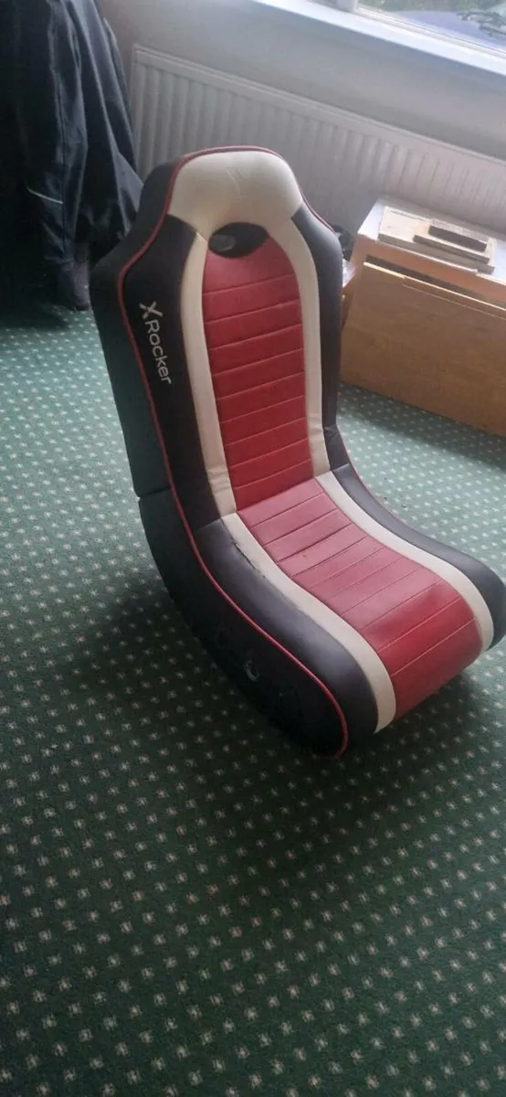 Low soft rocking chair / Game Chair - Image 1