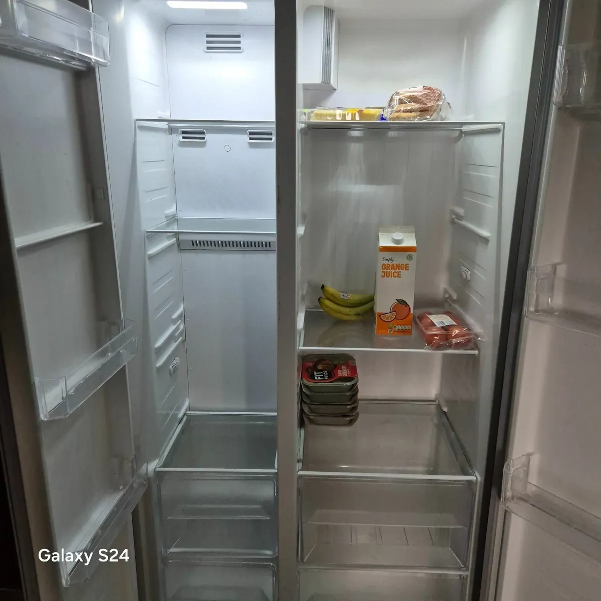 Fridge frazer  for sale  400.00 off - Image 3