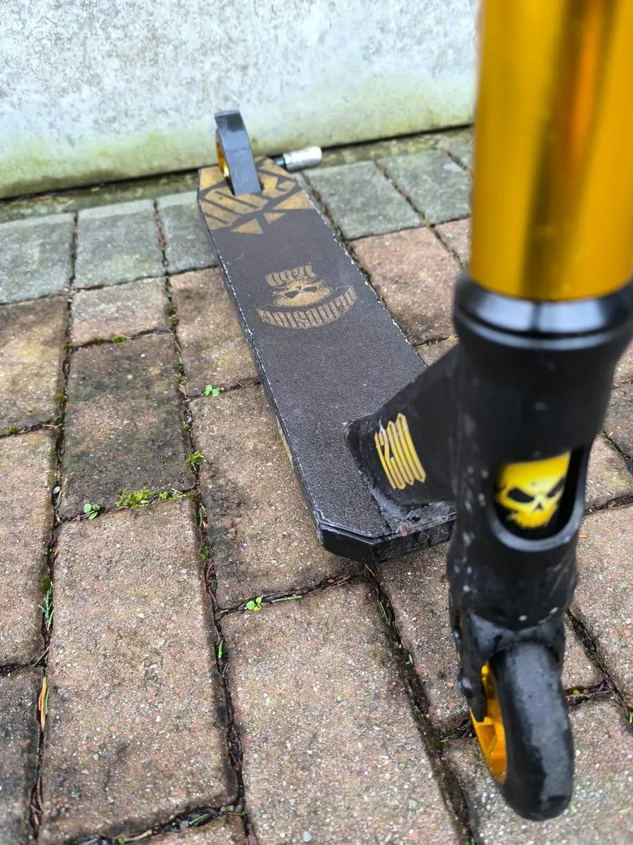Stunt scooter - Image 4