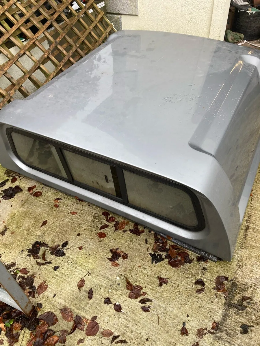 Hilux canopy - Image 1