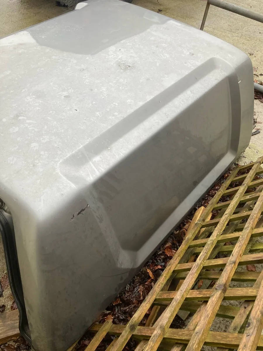 Hilux canopy - Image 4