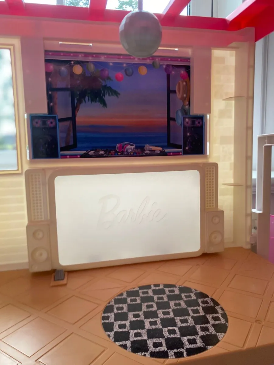 Barbie Dream House - Image 4
