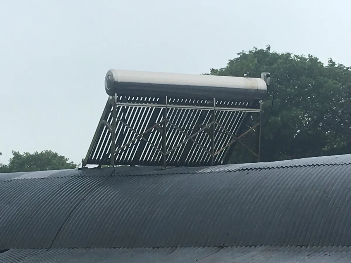 Solar hot water - Image 2
