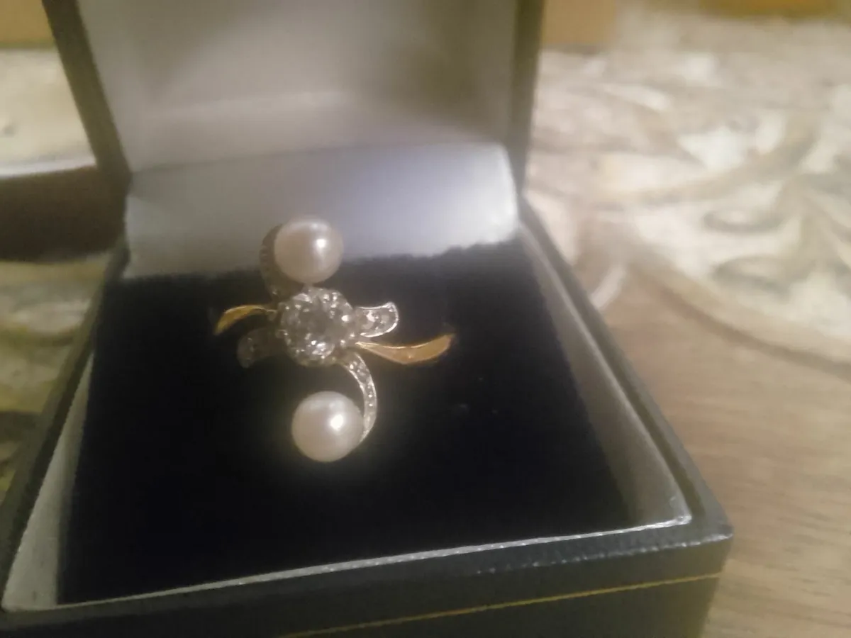 Victorian 18ct diamond & pearl twist ring L - Image 1