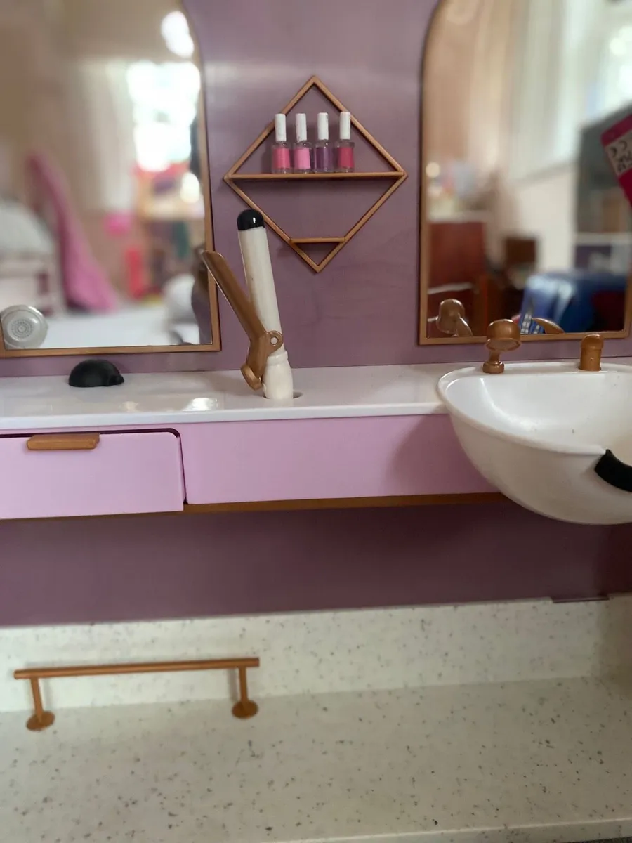 Our Generation Salon - Image 3