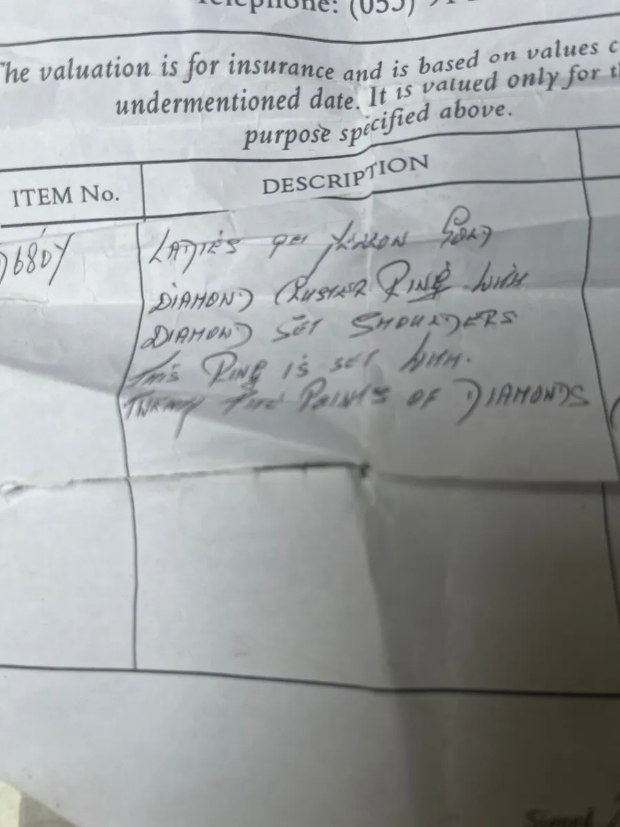 Engagement ring - Image 3