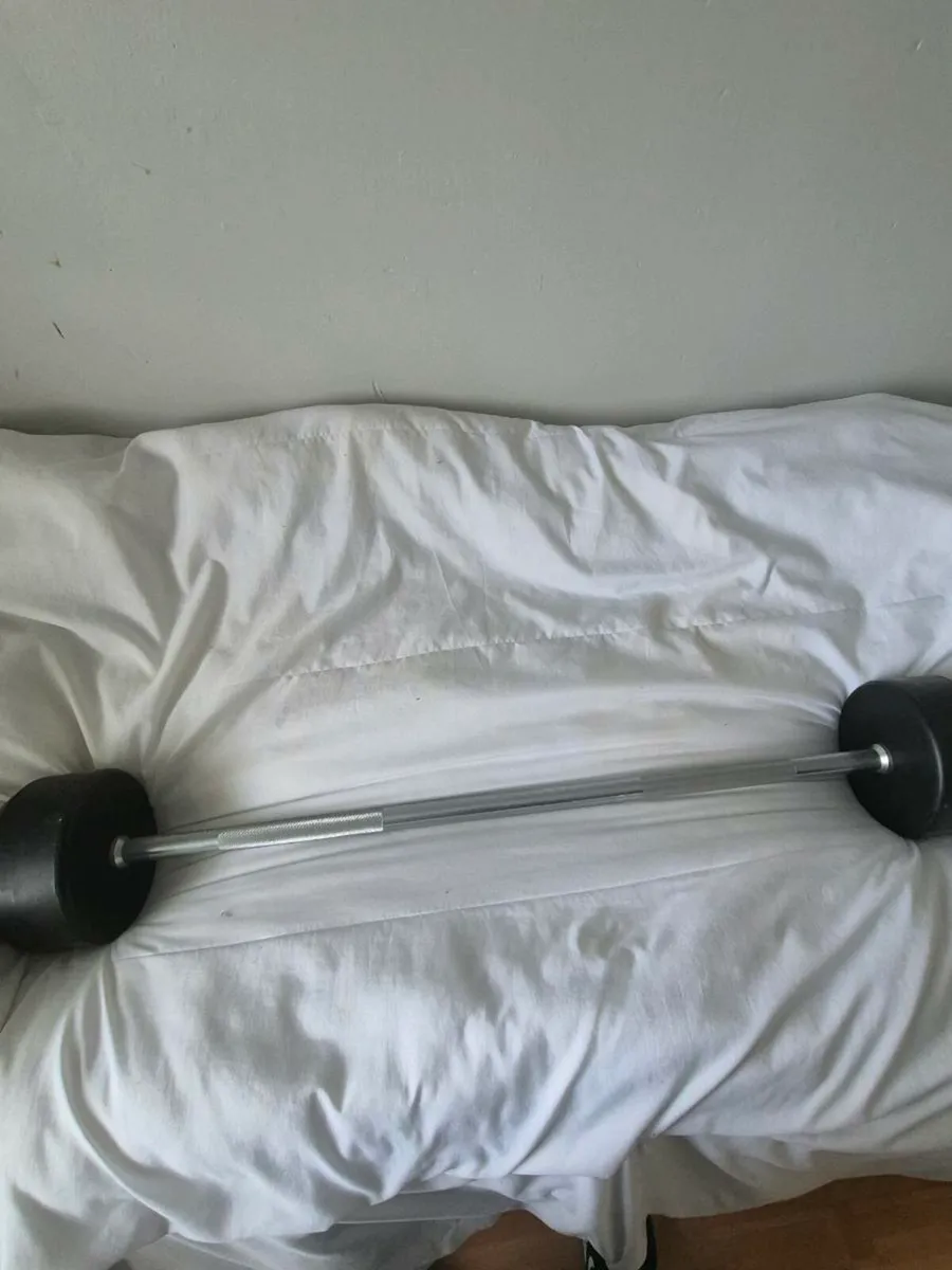 40Kg barbell - Image 1
