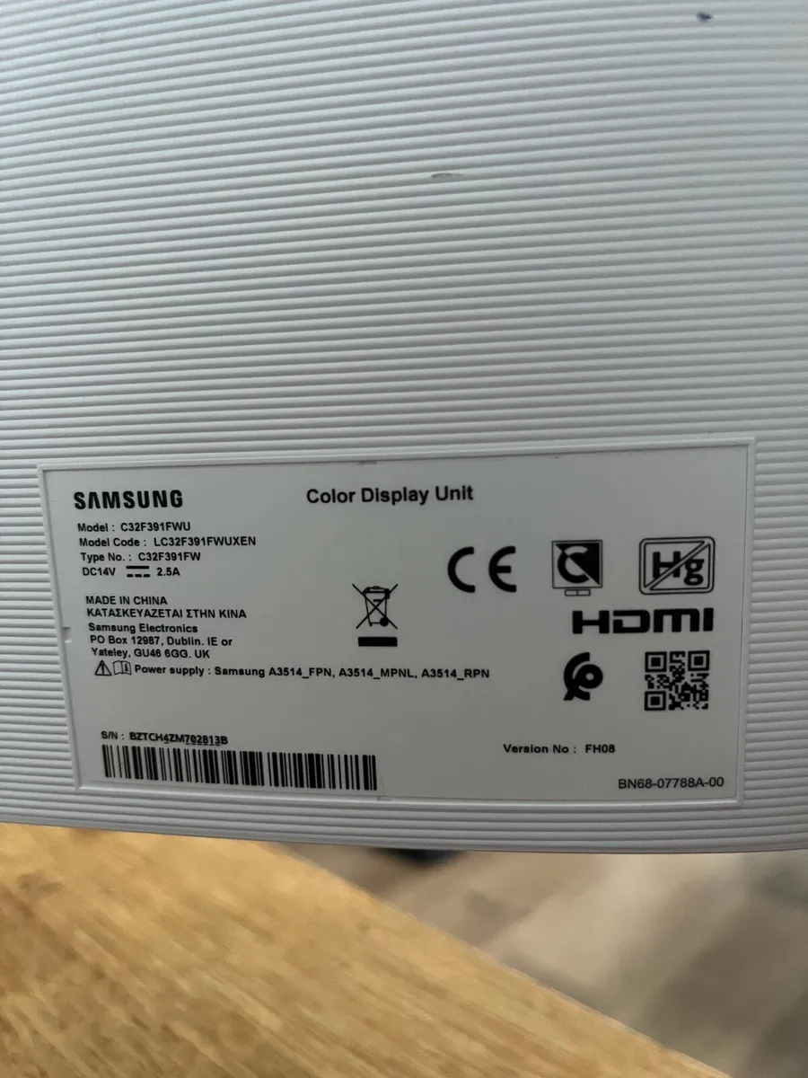 Samsung 32inch curve monitor - Image 3