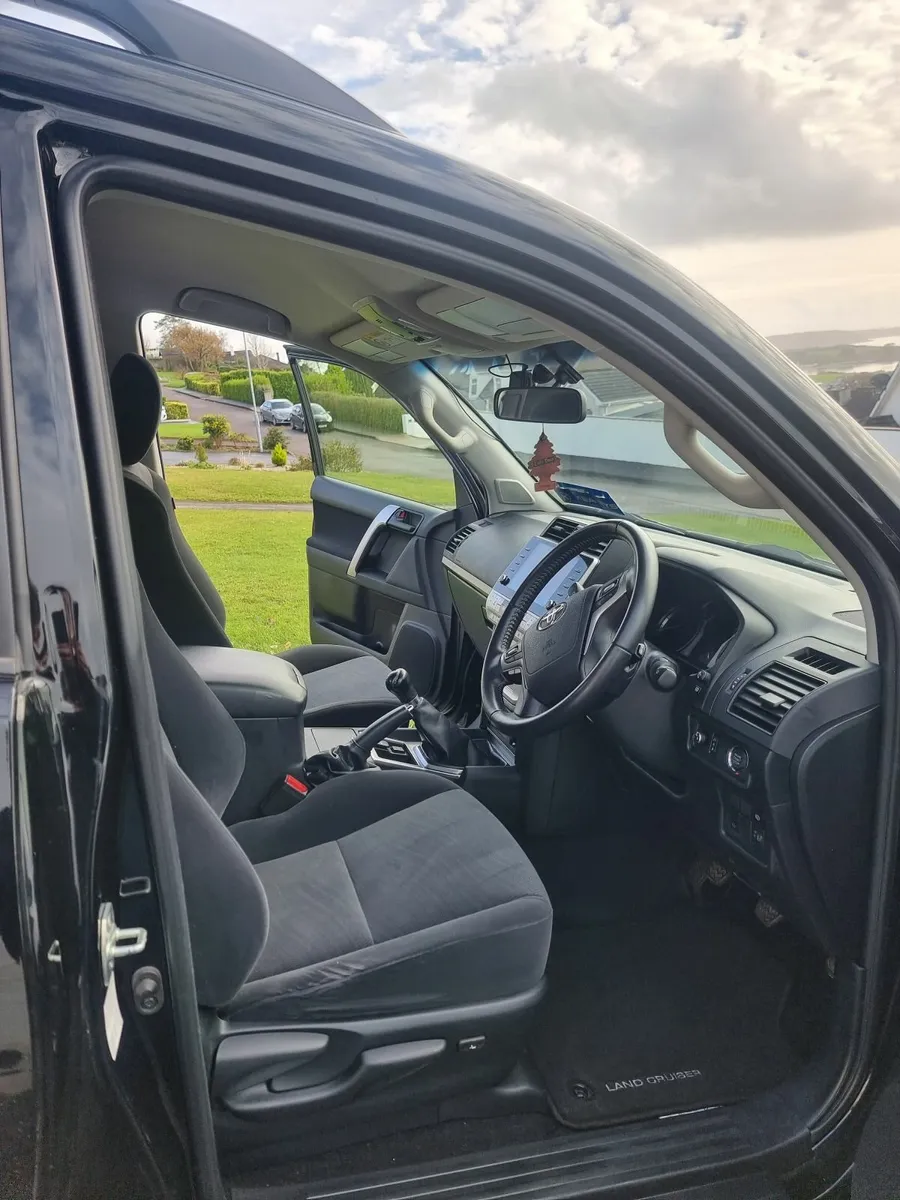 SWB Land Cruiser No VAT - Image 3