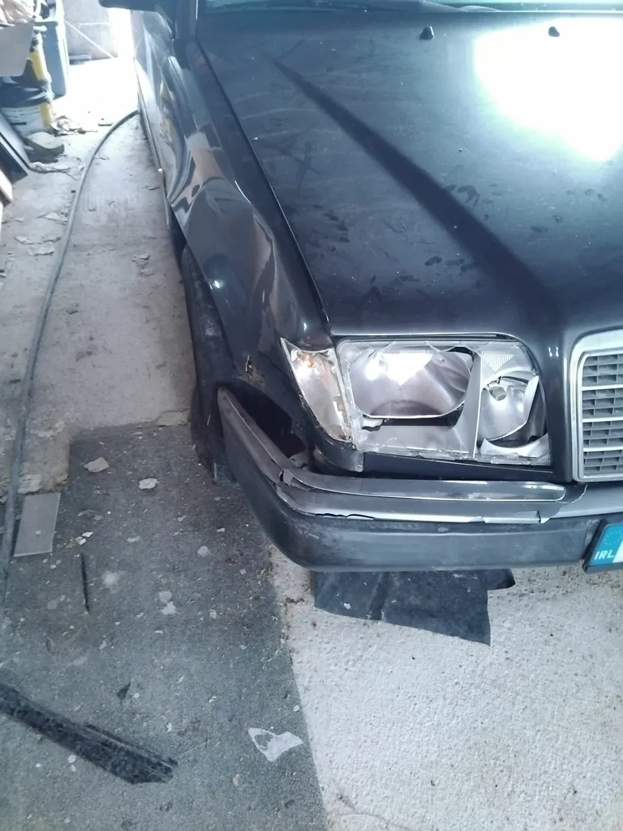 Mercedes-Benz Other 1994 - Image 3