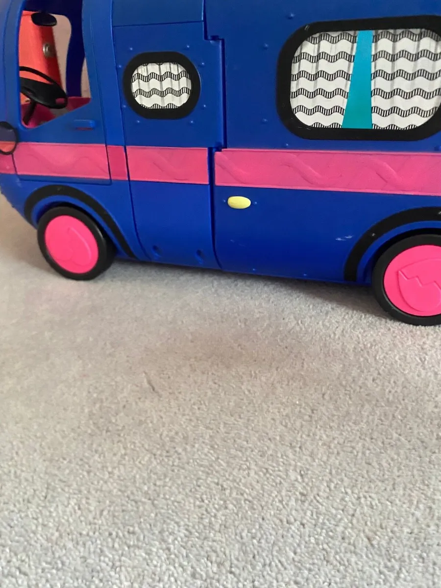 LOL Camper Van - Image 1