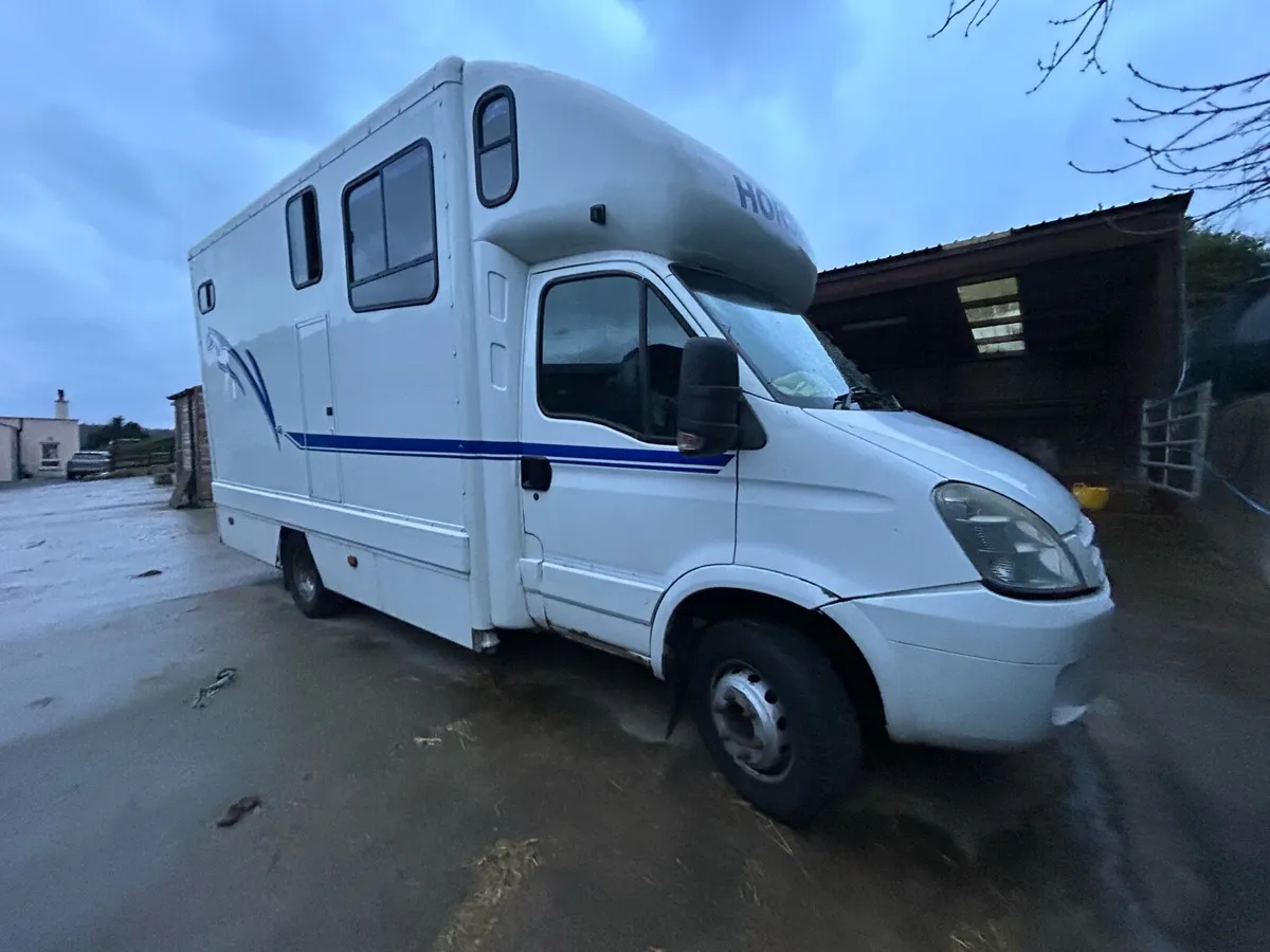 Iveco 2 Horse Lorry - Image 1