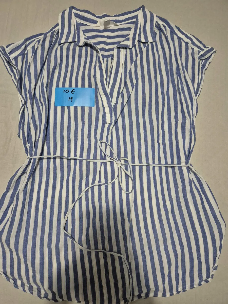 Maternity clothes - Image 1