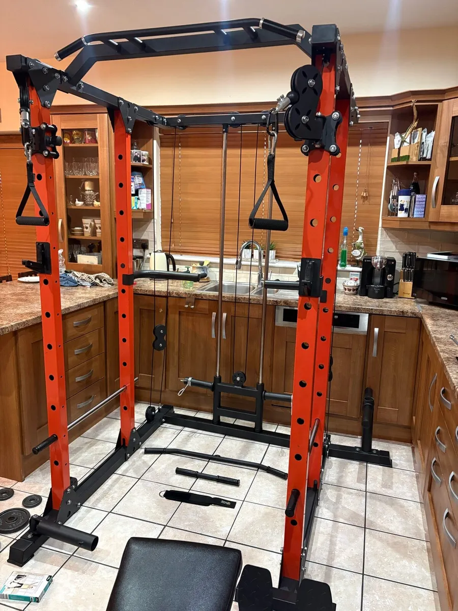 UNBELIEVABLE GYM DUAL CABLE RACK WEIGHT SET UP!!! - Image 3