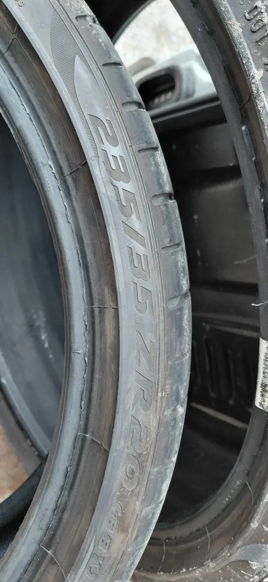 Car tyres - Image 2