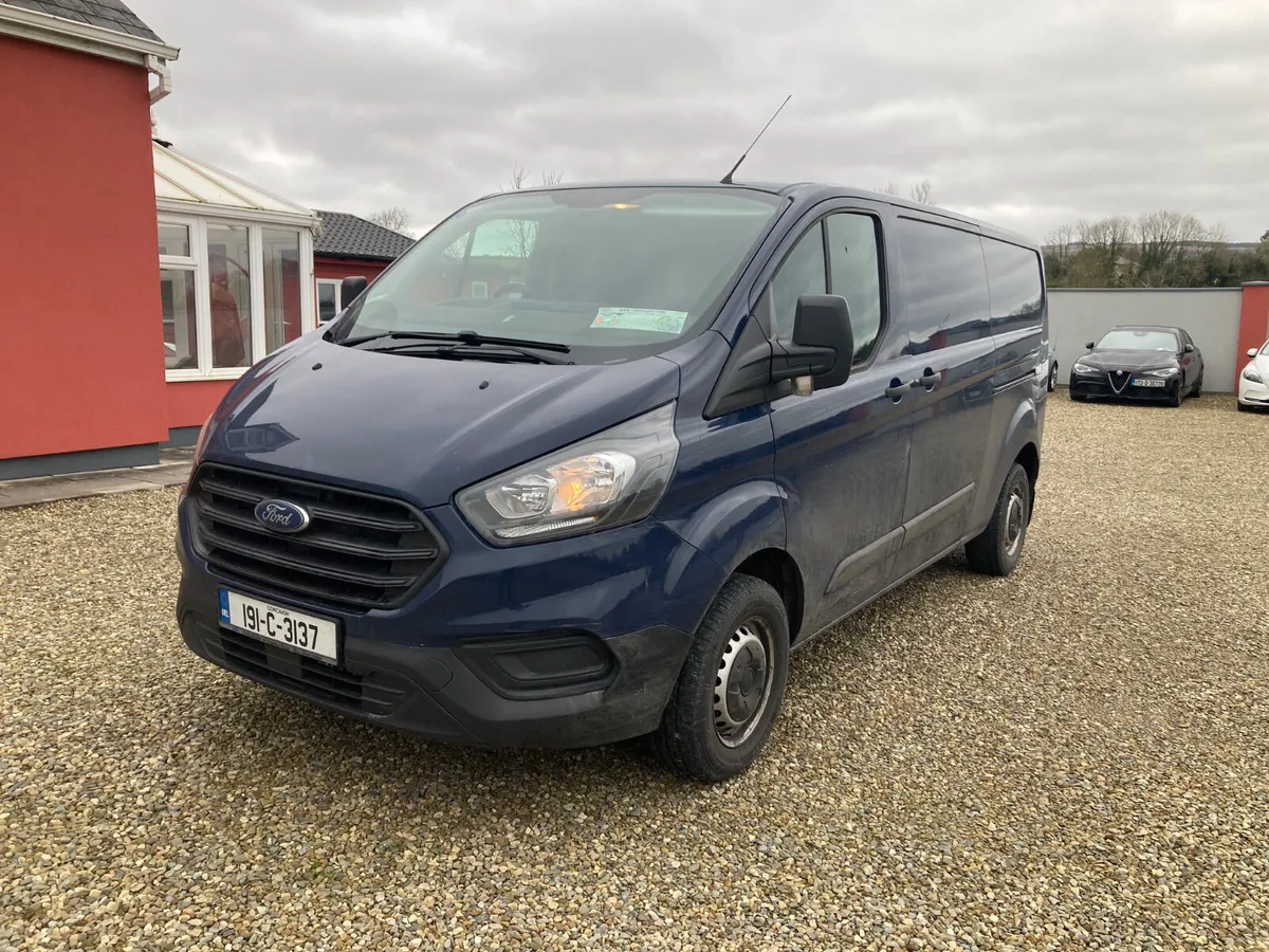 Ford Transit Custom 2019 - Image 2