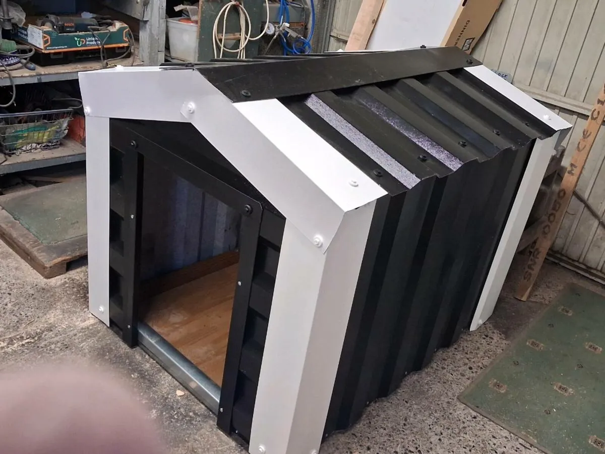 Steel kennel - Image 1