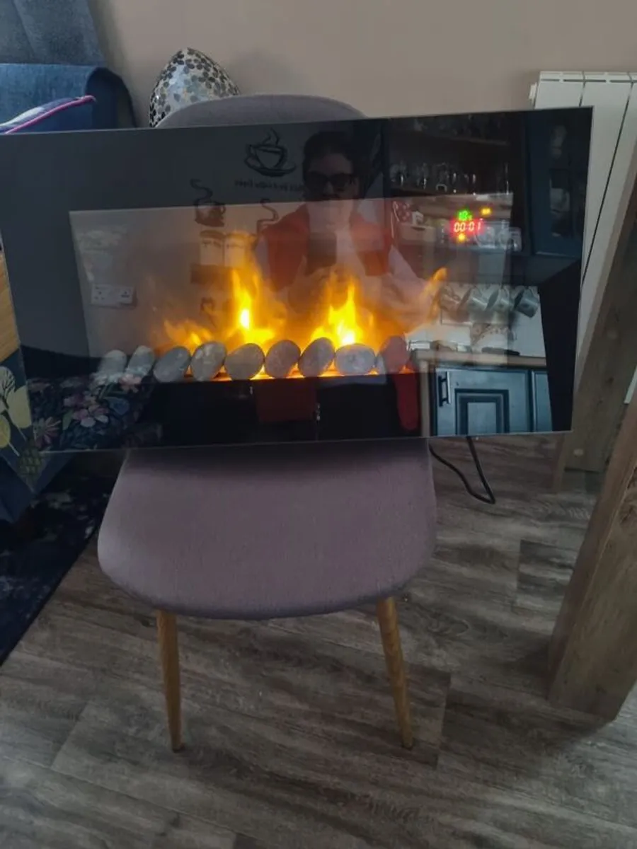 Electric fire. Aspen wall mounted electric fire - Image 1