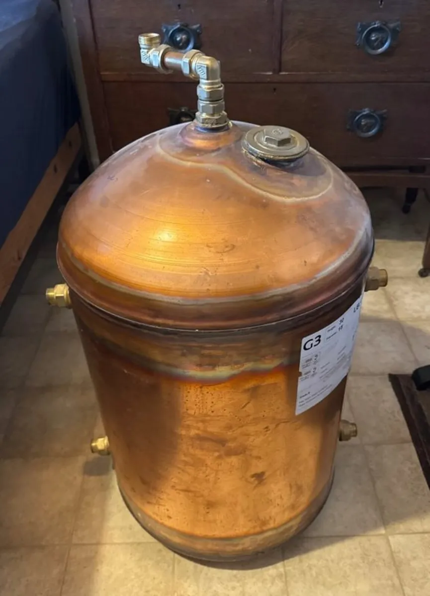 LB 95L Copper Hot Water Cylinder (30x18) - Image 1