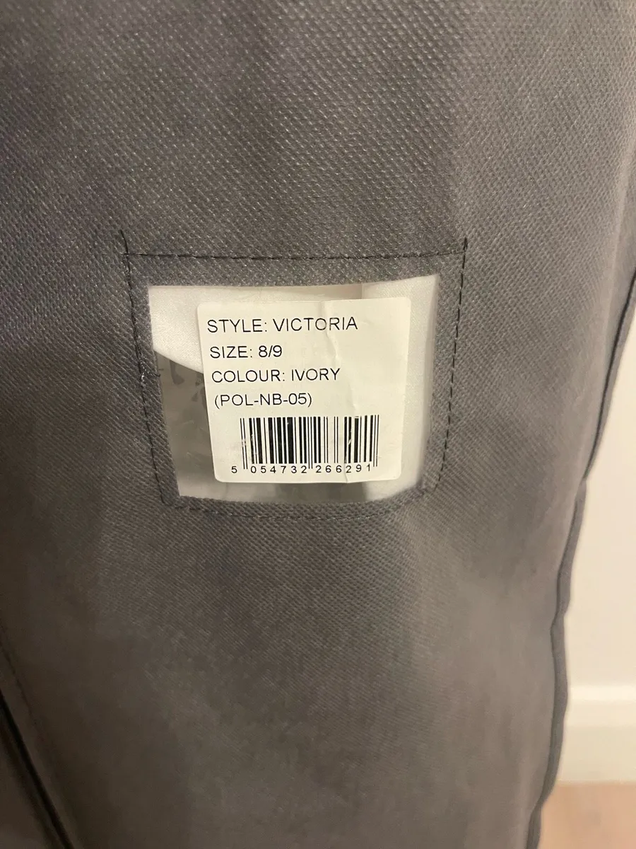 Communion dress - Image 3