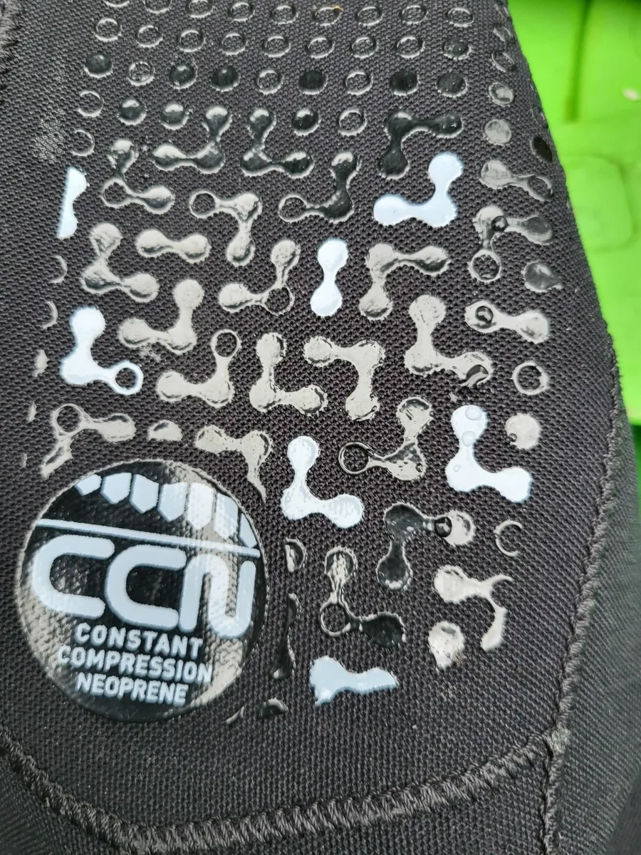 Scuba diving suit - Image 3