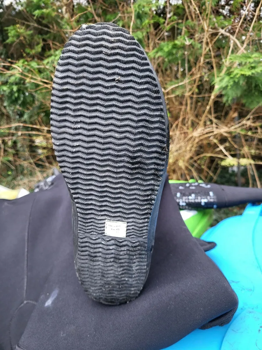 Scuba diving suit - Image 2