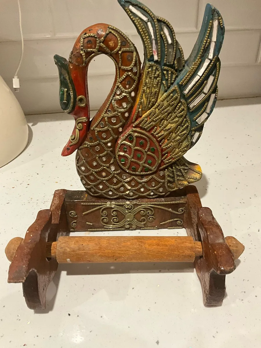 Vintage Carved Wooden Swan Toilet Paper Holder - Image 3