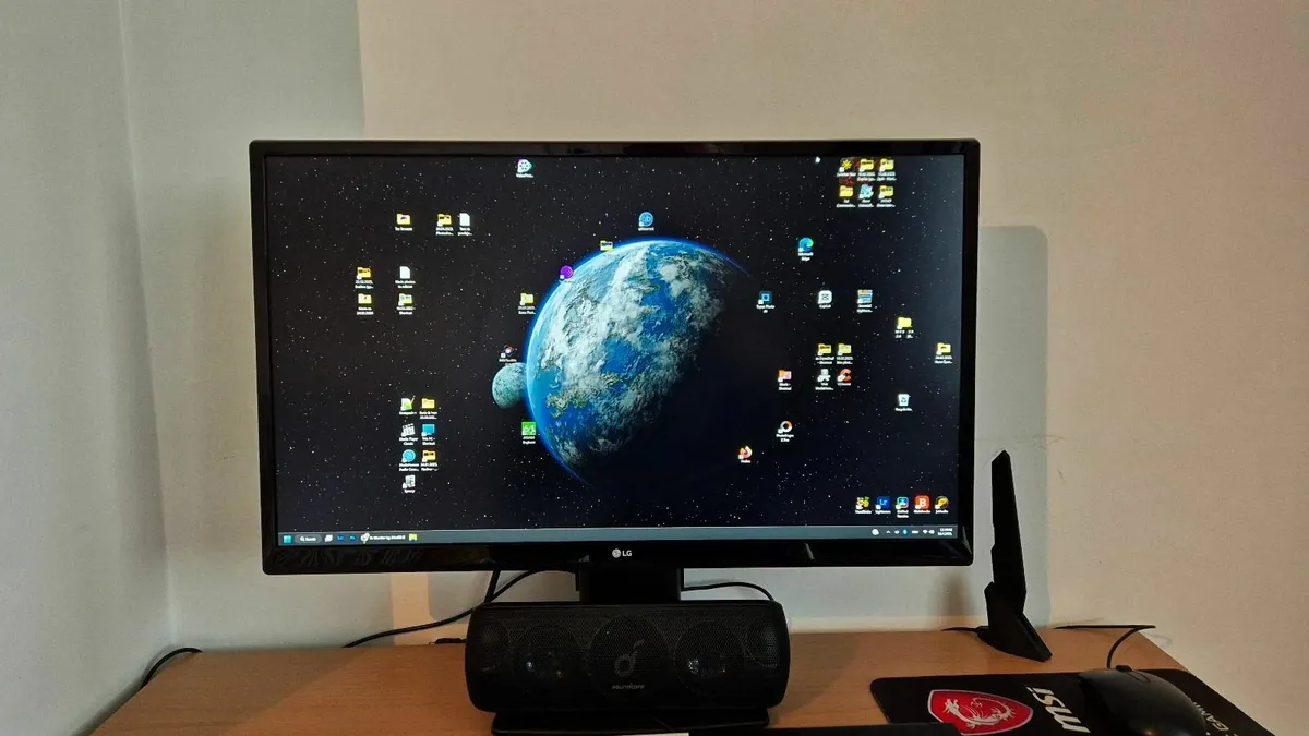 PC monitor: LG 24UD58-B [4K/UHD IPS] - Image 2