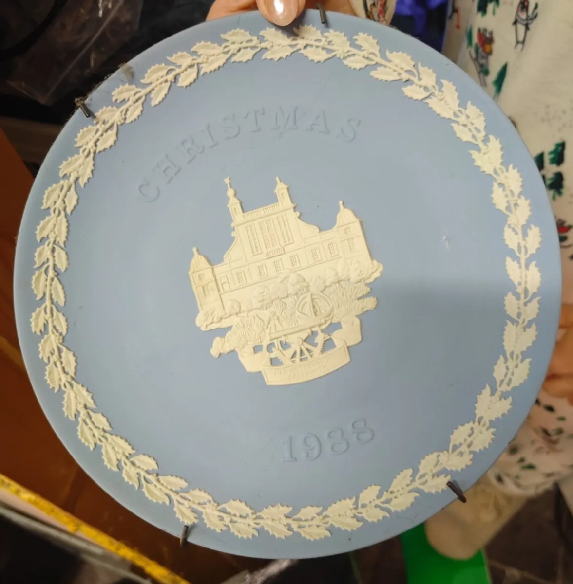 Wedgwood Jasperware Christmas Plates - Image 1