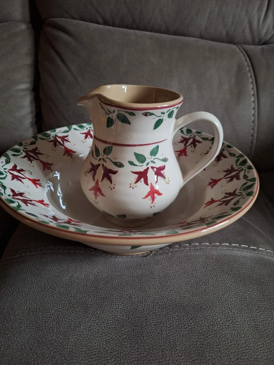 Nicolas Mosse Pottery Set - Image 1