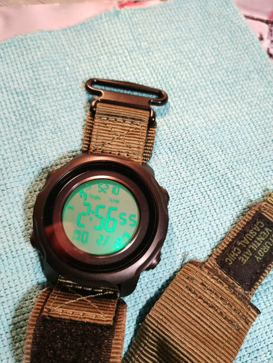 Step calories counter watch - Image 3