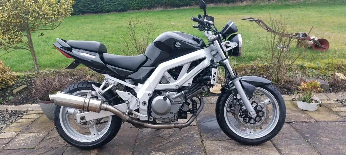 SUZUKI SV 650 N 2005 - Image 1