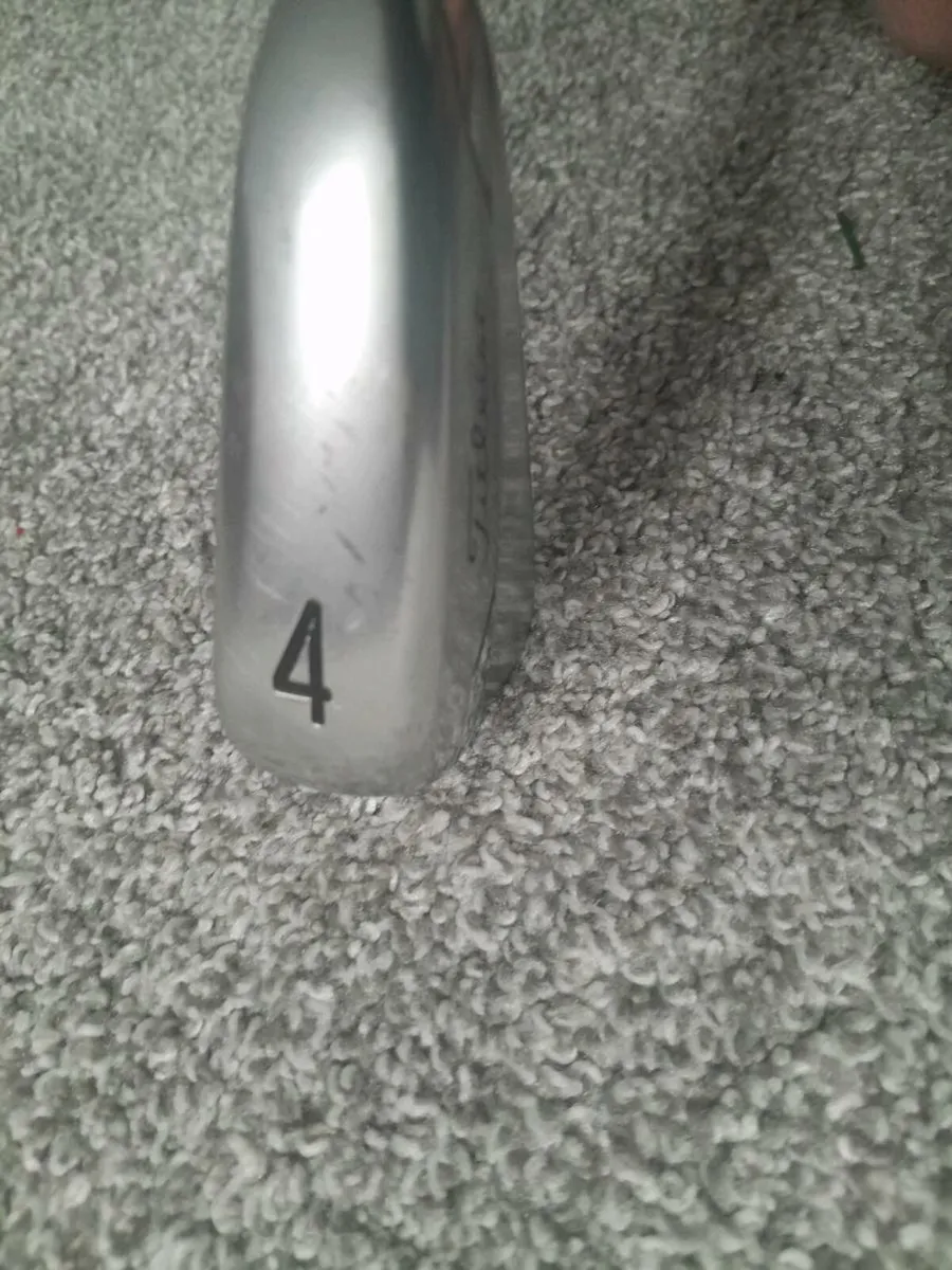 Titleist utility 4-iron - Image 3