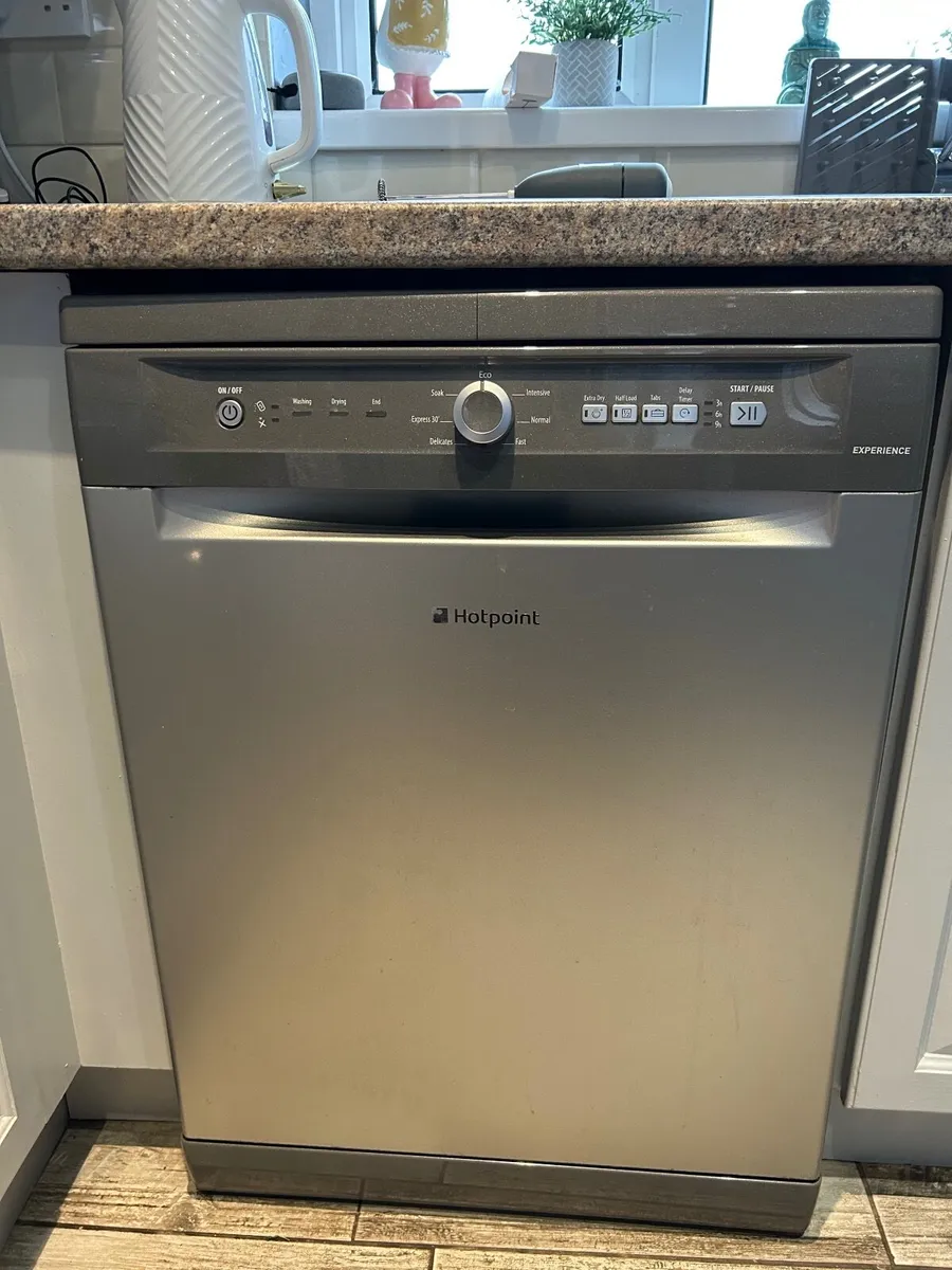 Dishwasher - Image 2