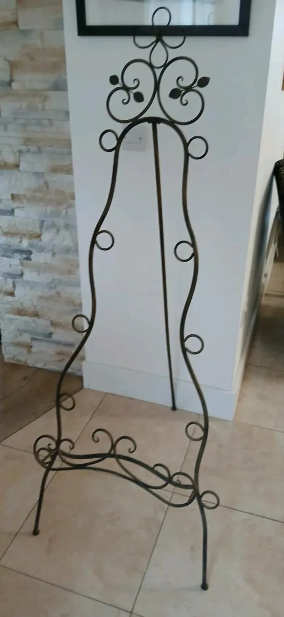 Display Easel - Image 2