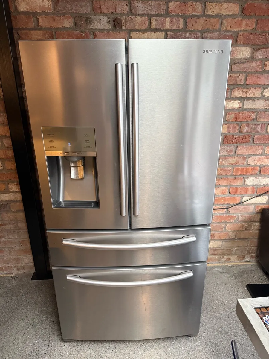 Samsung American fridge freezer - Image 1