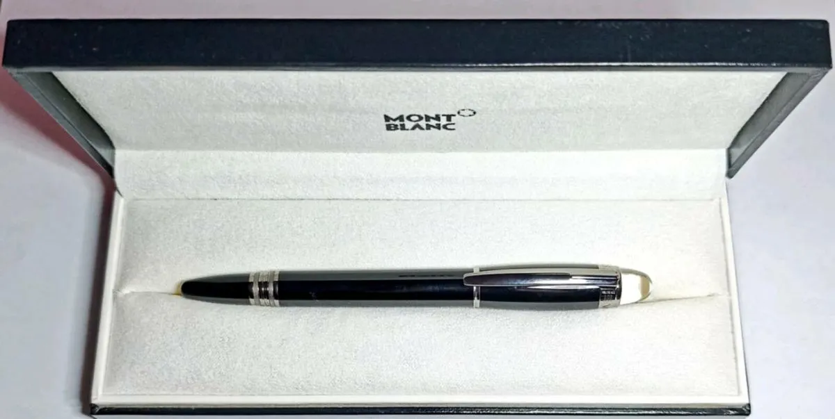 MontBlanc StarWalker Black Resin Platinum Pen. - Image 1