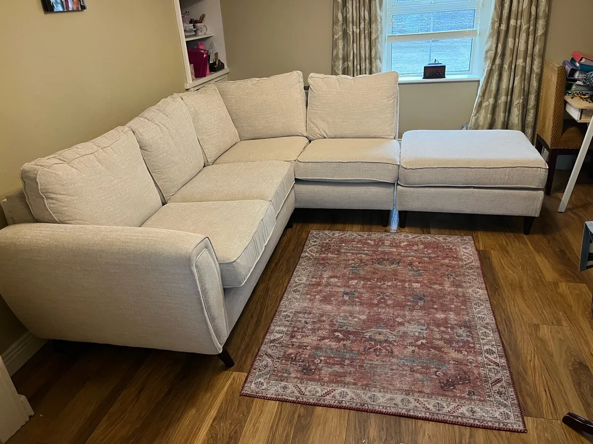 Corner sofa - Image 1