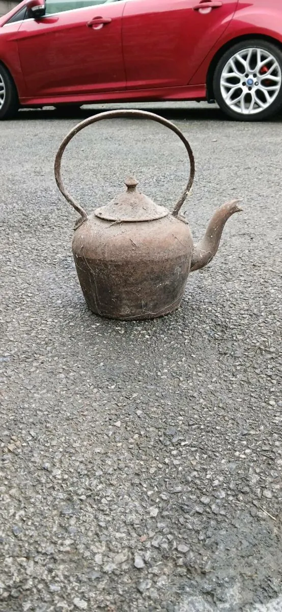 Cast iron kettle - Image 4