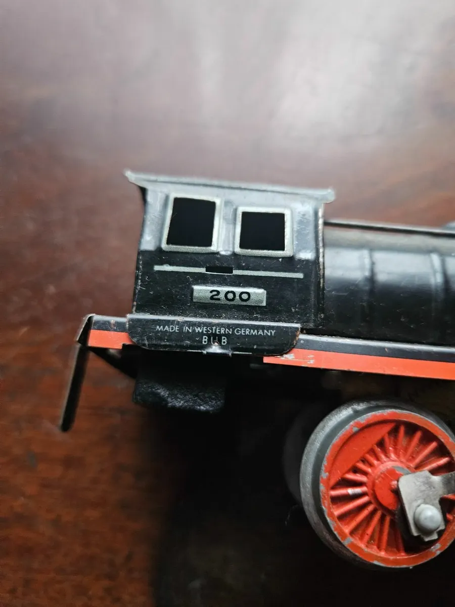Vintage German Tinplate Train Engine - Image 2