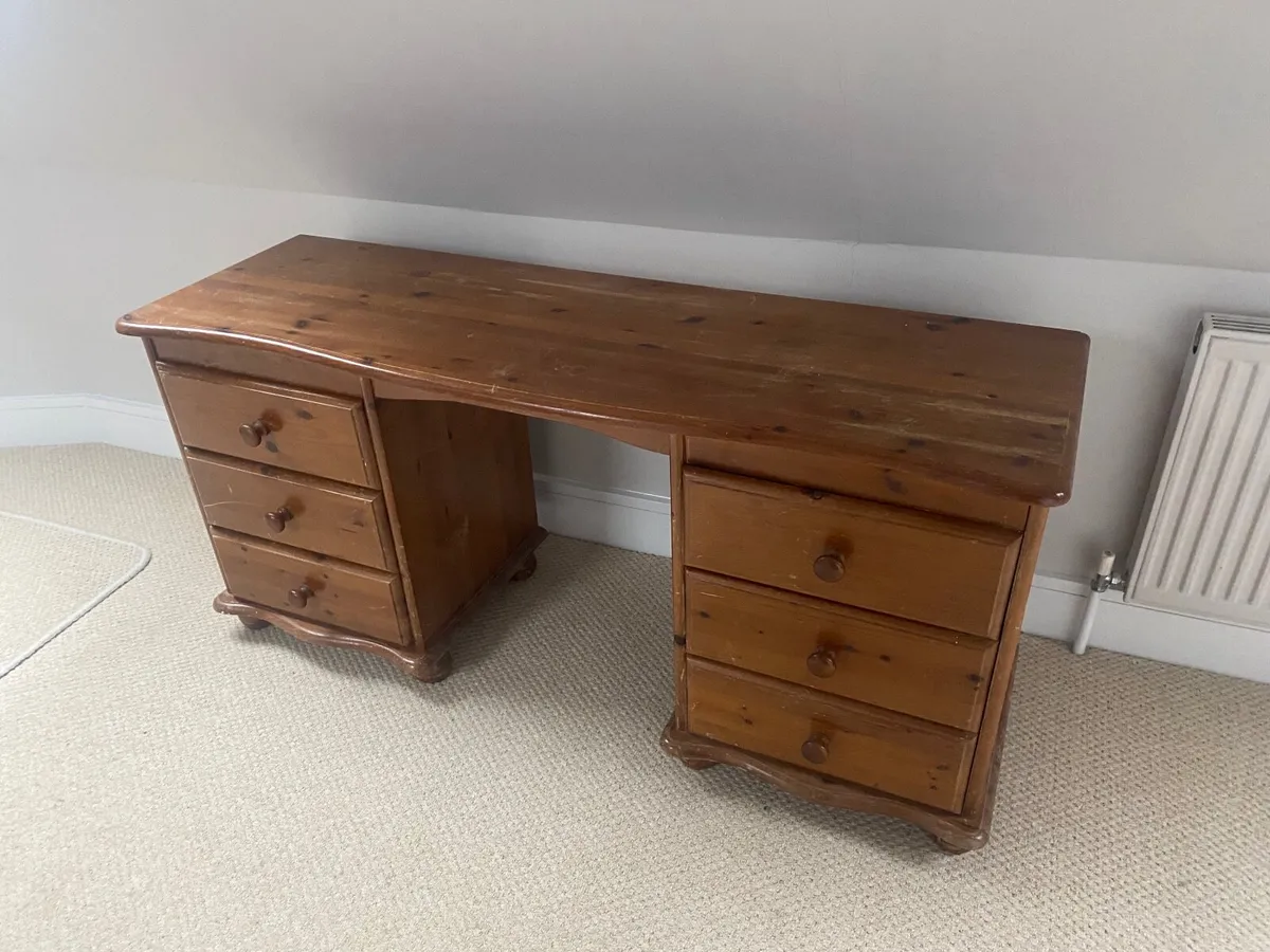 Bedroom dresser - Image 4