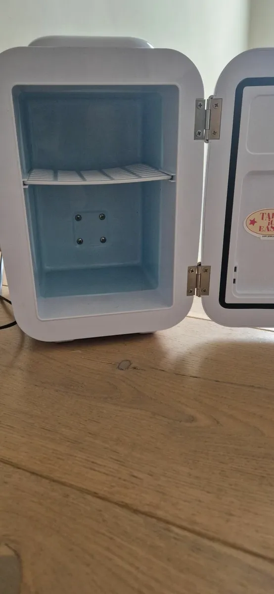 Stylpro Mini fridge - Image 2