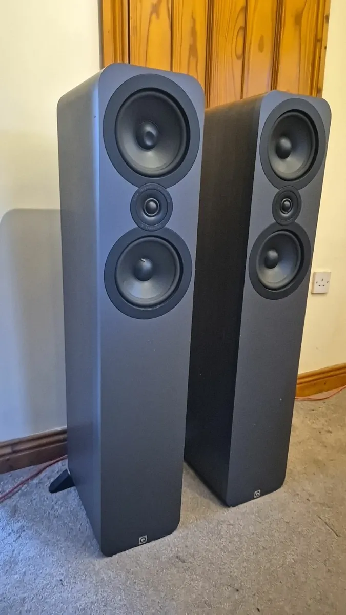 QAcoustics 3050 Floorstanding Speakers (Pair) - Image 1