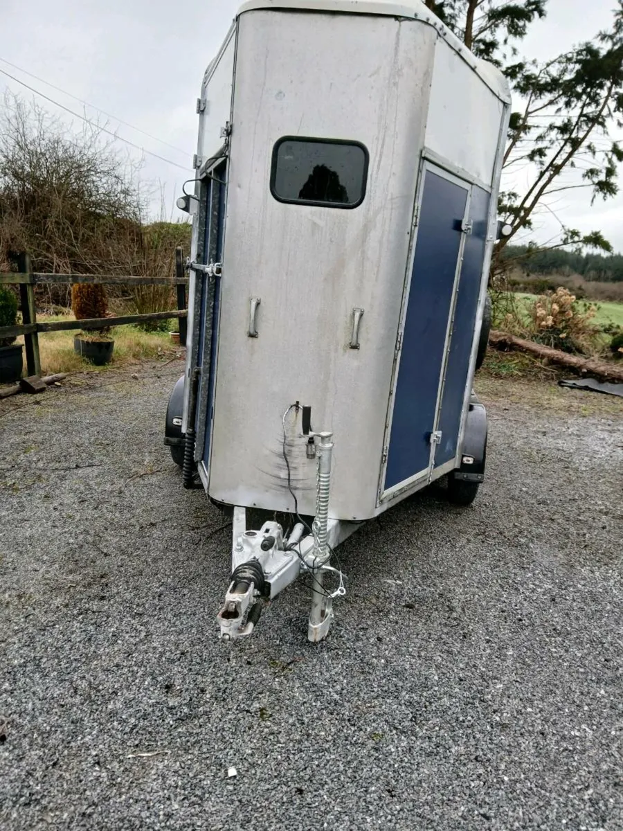 505 ivor Williams - Image 1