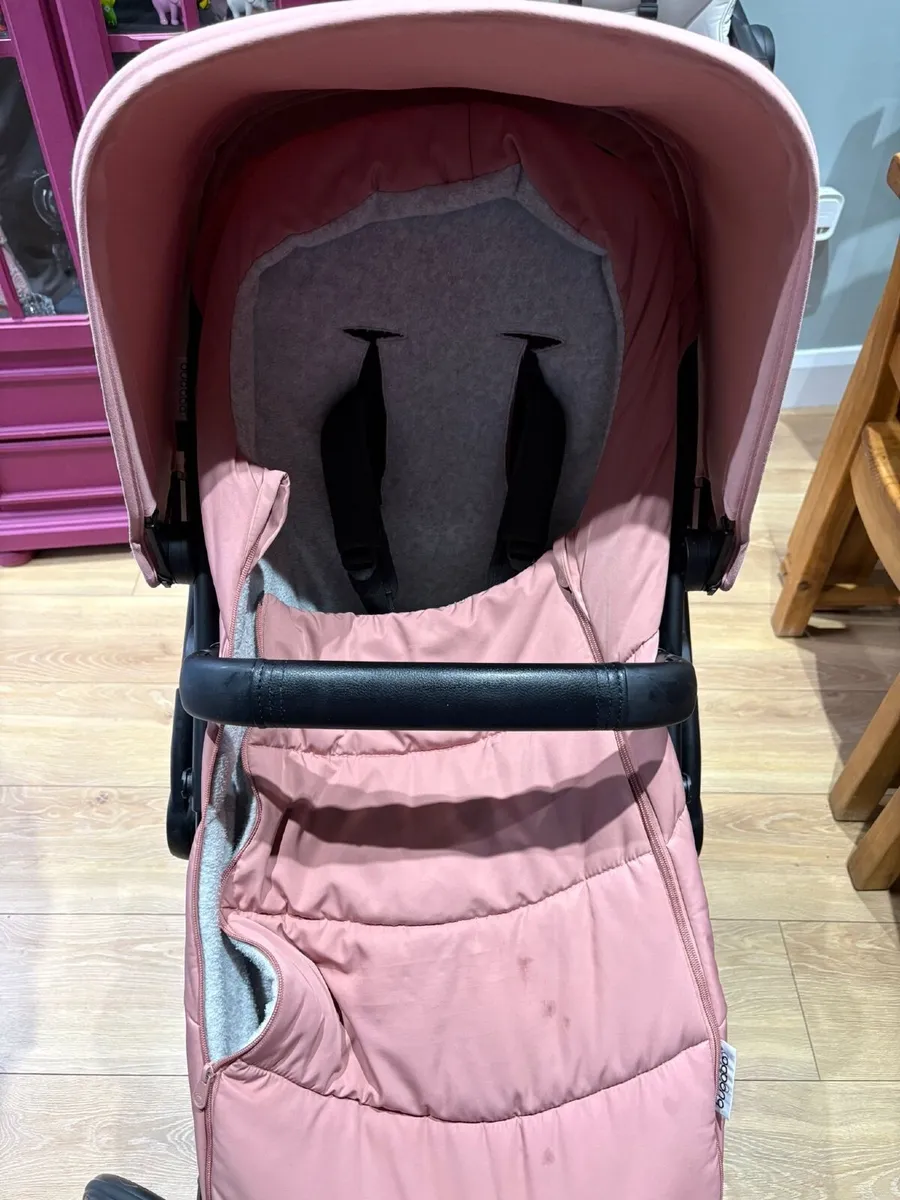 Bugaboo Fox 2 with buggie board - Image 2